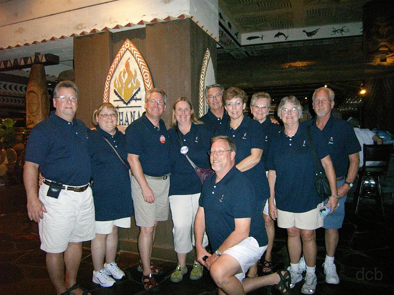 The Whole Gang.JPG - The whole gang at O'Hana